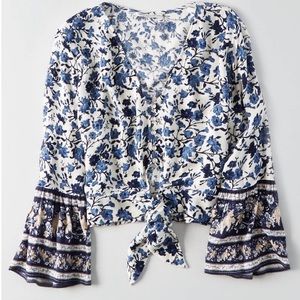 American Eagle Tie Front Crop Top