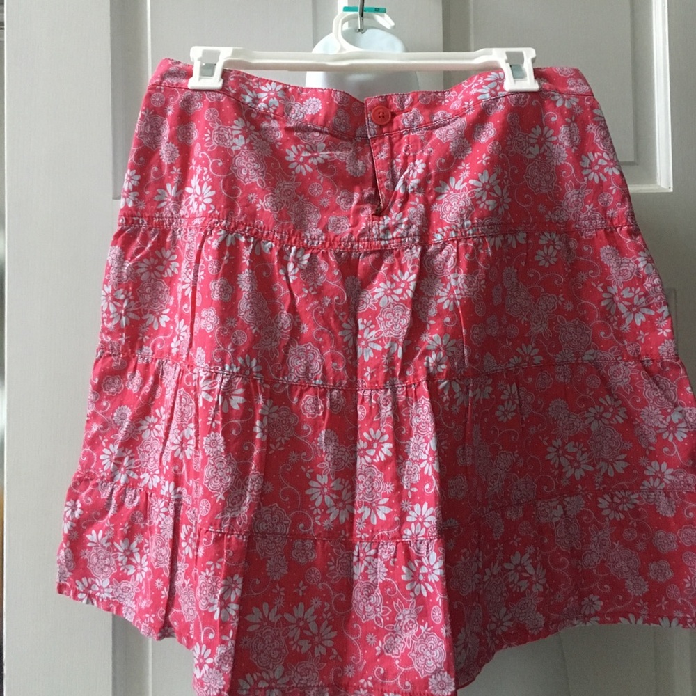 Tommy Hilfiger pink/red floral skirt Size 7