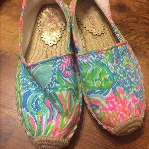 Lovers Coral Espadrilles Sz 6