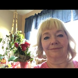 Meet your Posher, Paula