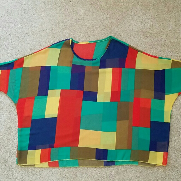 Top - Picture 2 of 4