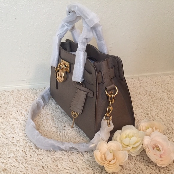 ❌SOLD❌Host Pick Michael Kors HamiltonMediumSatchel - Picture 2 of 7