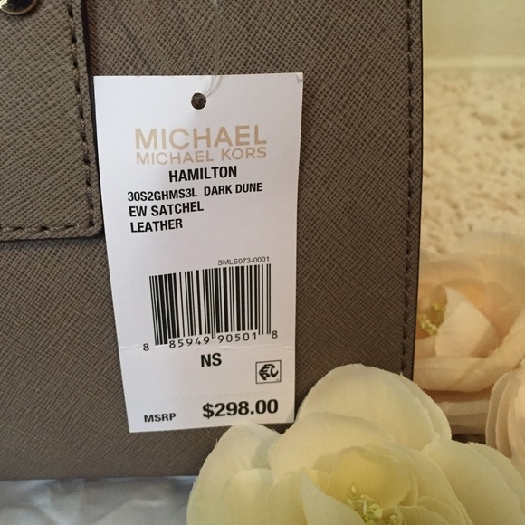 ❌SOLD❌Host Pick Michael Kors HamiltonMediumSatchel - Picture 7 of 7