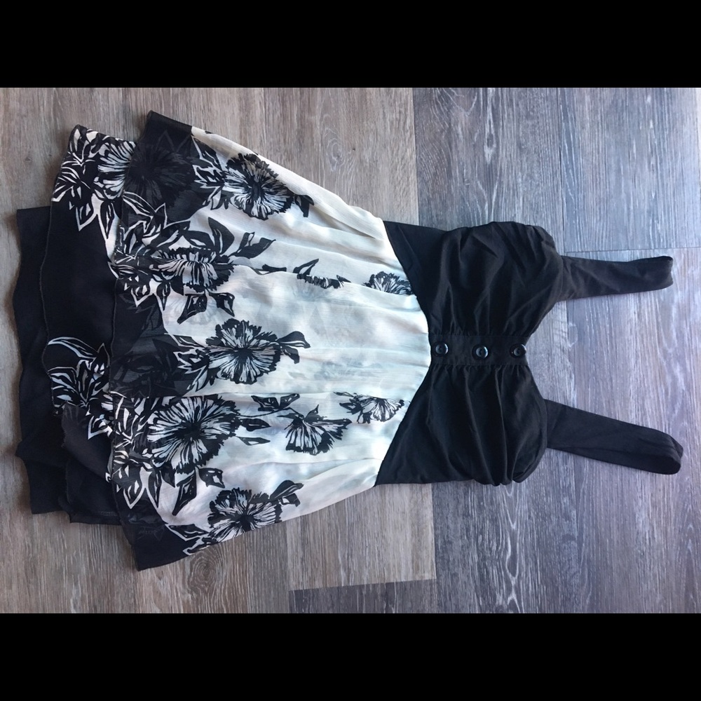 American Rag Sundress 🌻 - Picture 3 of 4
