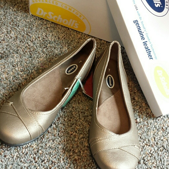 Dr Schoolls flat - Picture 1 of 3