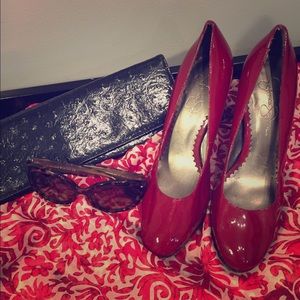 Jessica Simpson Red pump size 7.5
