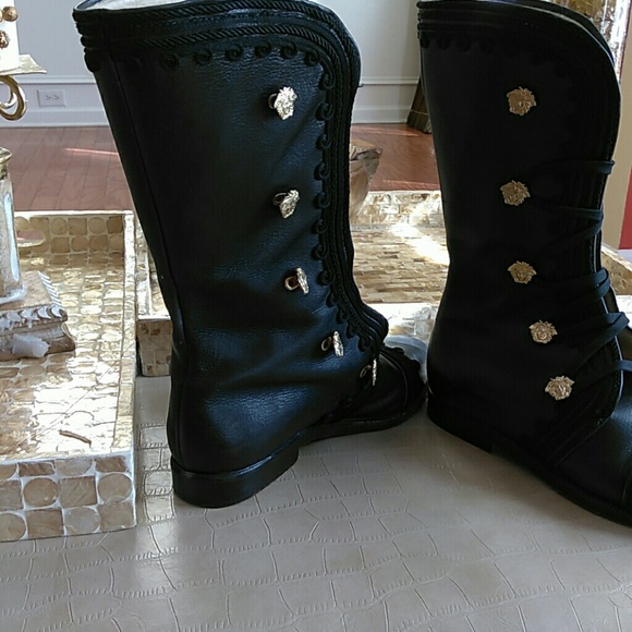 Authentic Gianni Versace boot - Picture 2 of 8