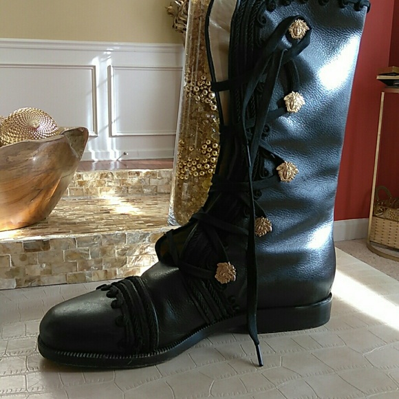 Authentic Gianni Versace boot - Picture 8 of 8