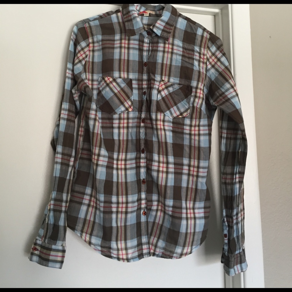 Baby blue and brown light weight flannel.