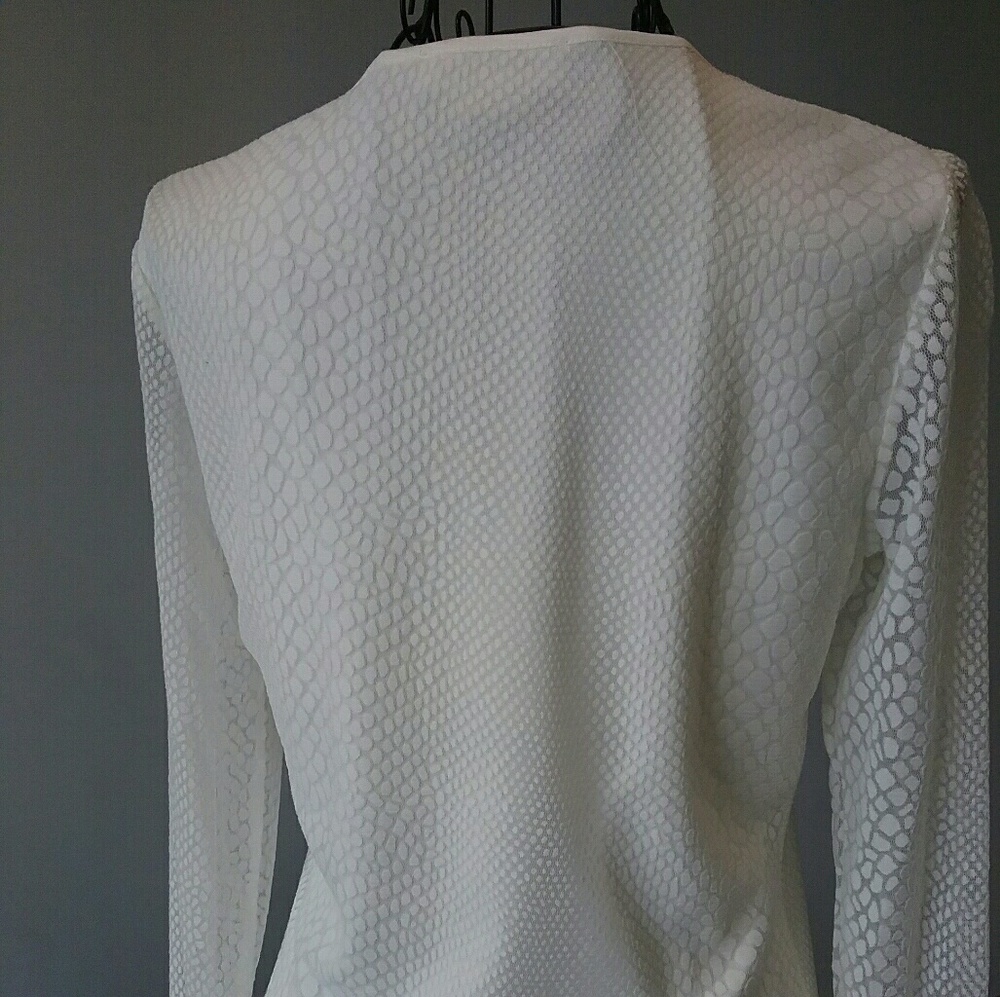 Calvin Klein blouse - Picture 4 of 4