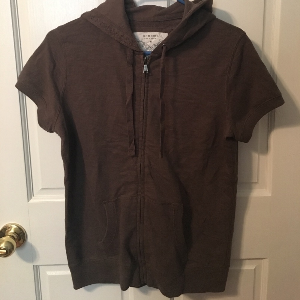 Brown short sleeve hoodie.