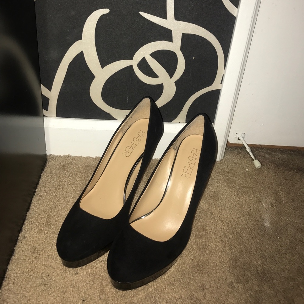 Women's pair of black Kasper suede platform pumps