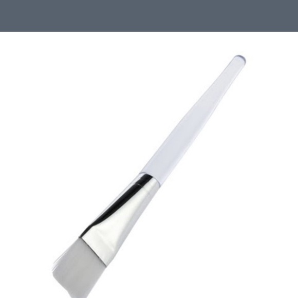 Durable Facial Mask Application Brush - Picture 4 of 4