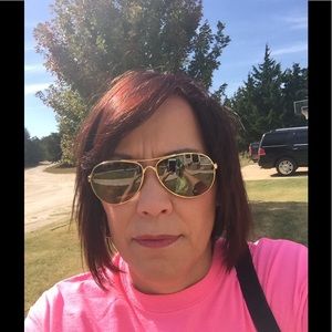 Meet your Posher, Regina