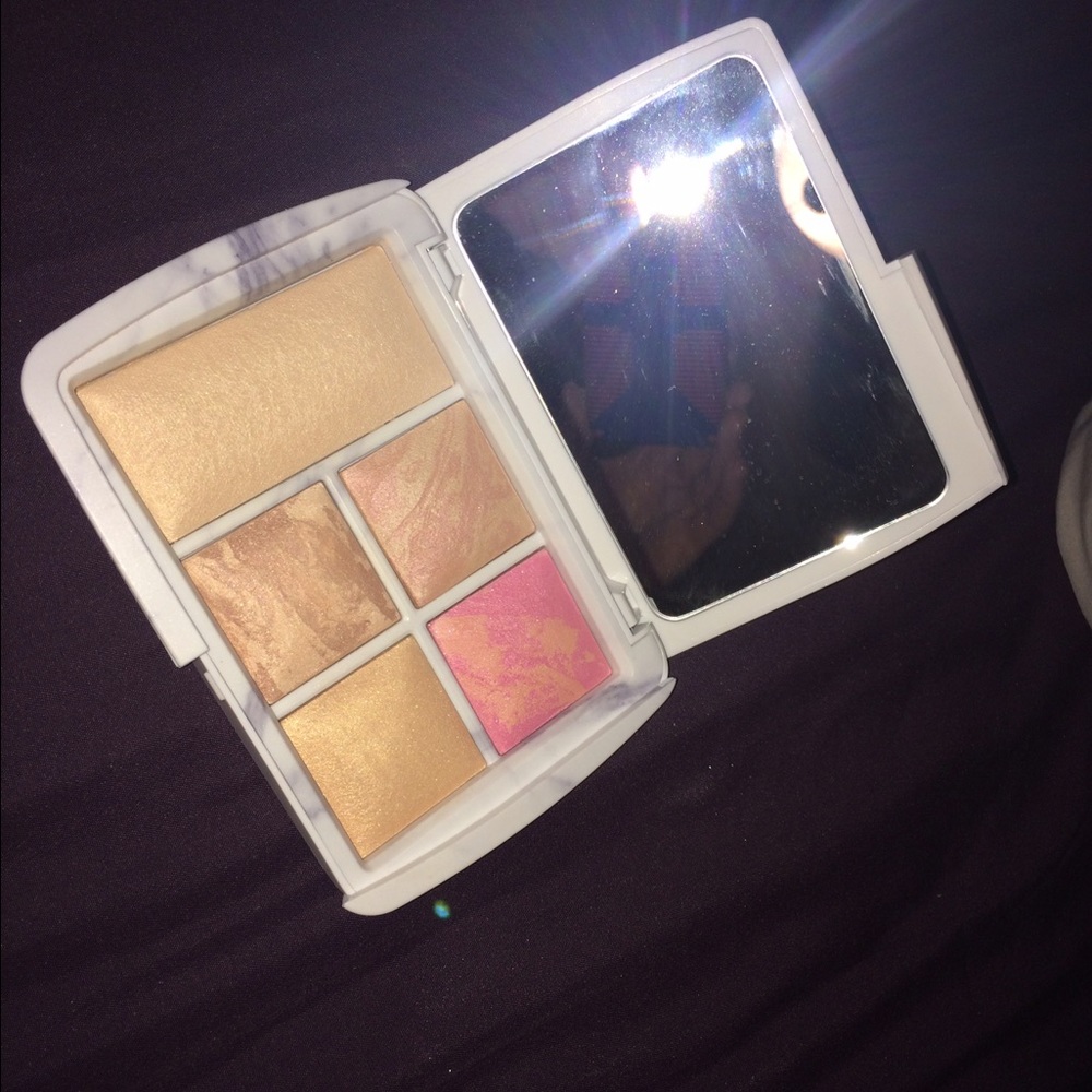 Hourglass Ambient Lighting Edit Palette