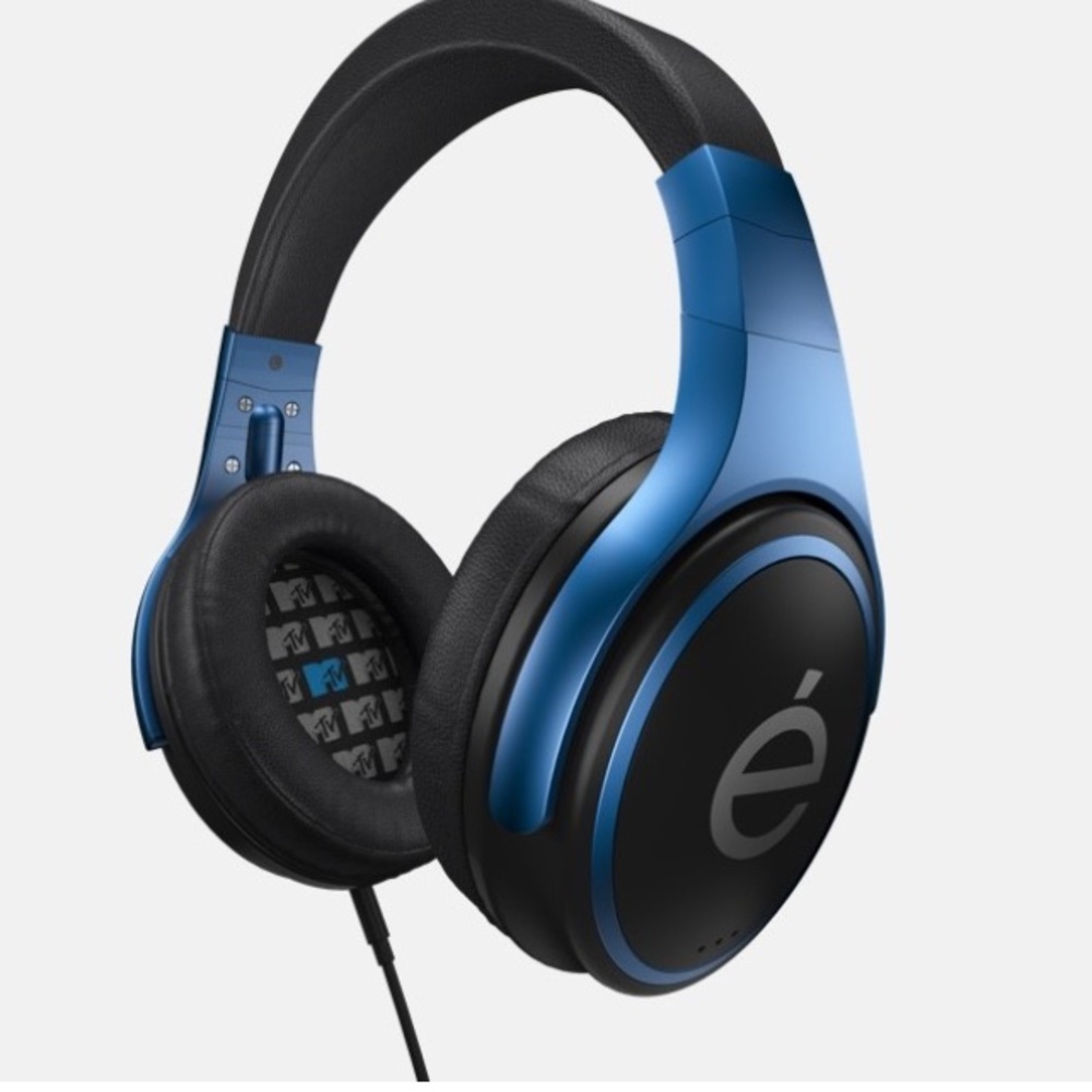 NWOT Blue And Black Headphones