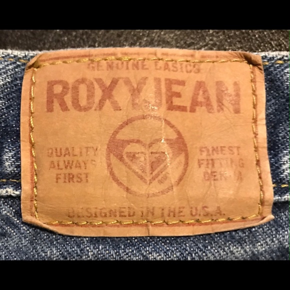 ROXY JEAN SHORTS - Picture 4 of 4