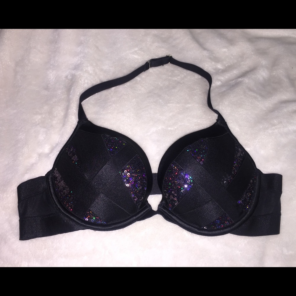 Black VS push-up bra