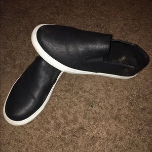 💕Kenneth Cole Reaction slip ons💕