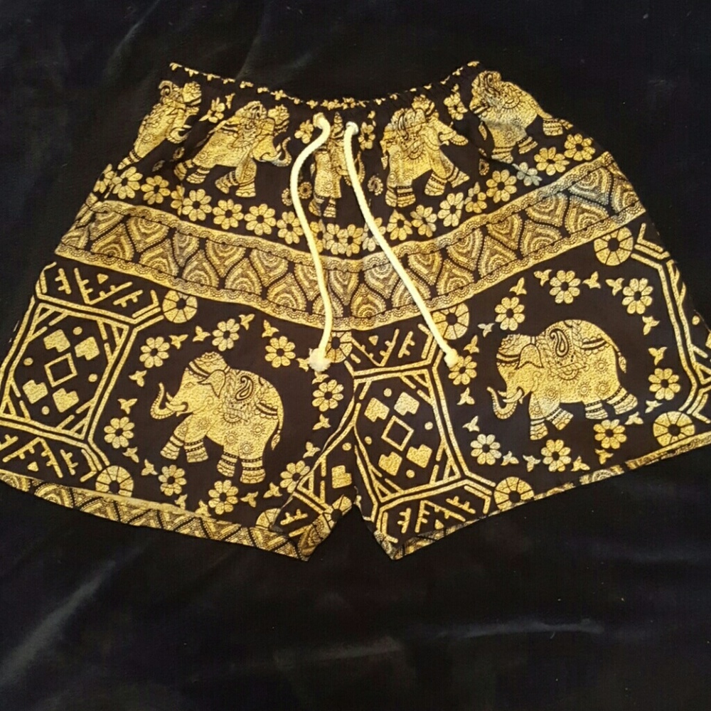 Elephant shorts