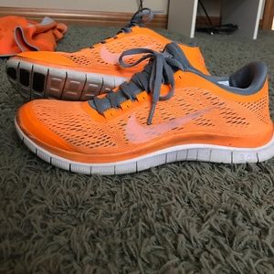 Nike free run shoes