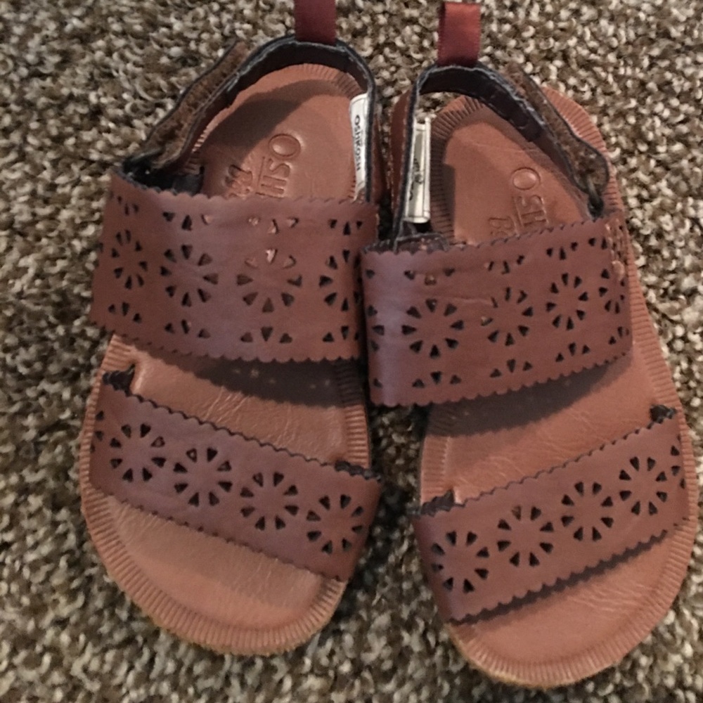 Leather girls sandals size 6