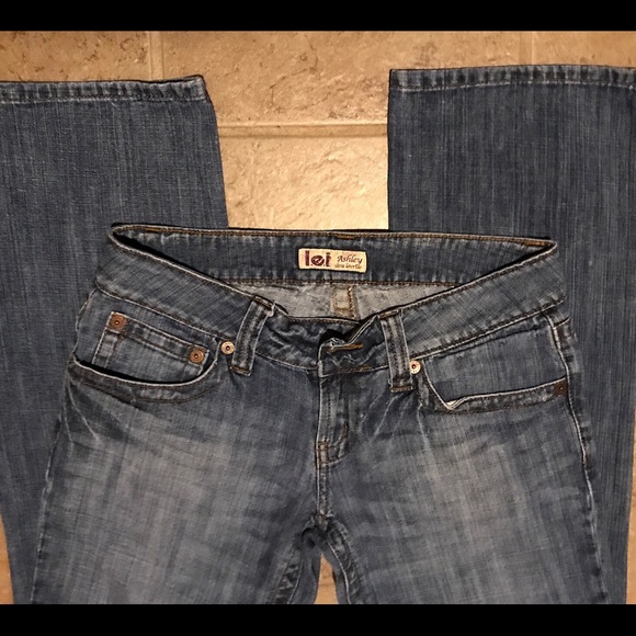 L.E.I. JEANS - Picture 1 of 4