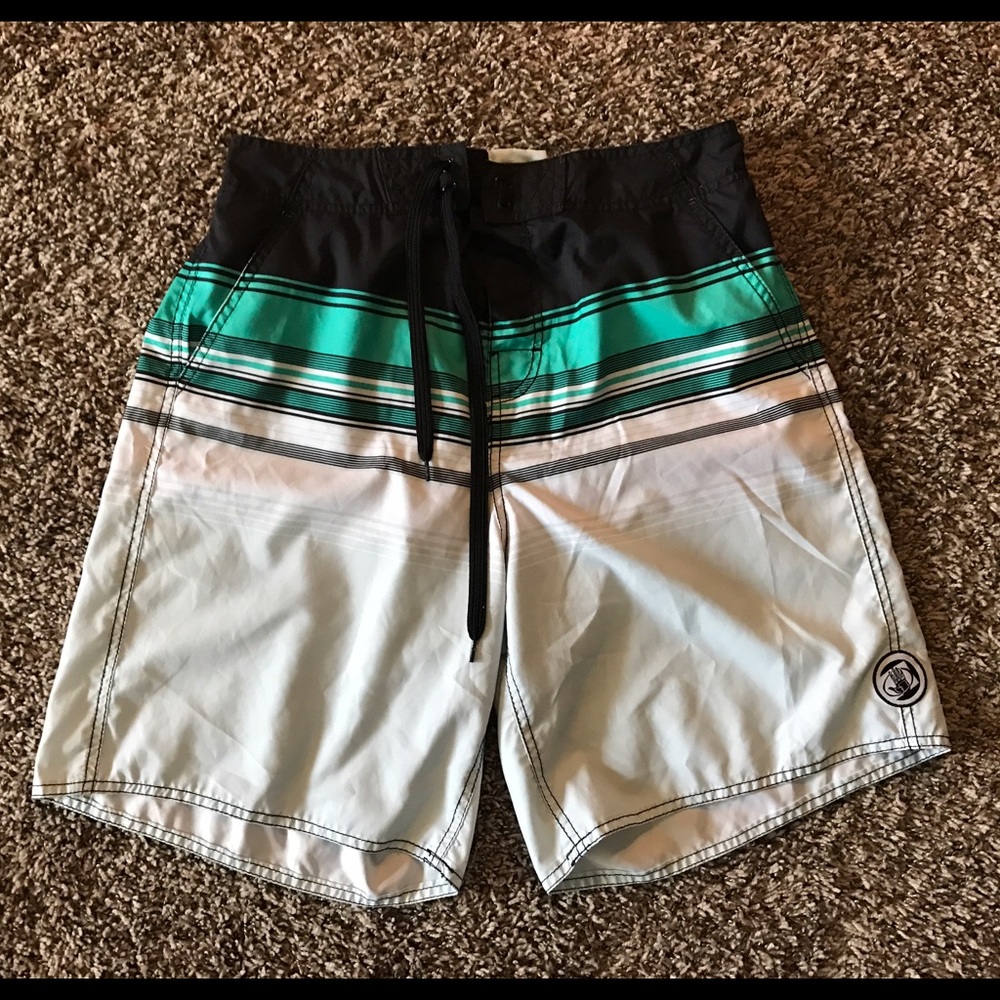 💥Moving SALE‼️Men's board shorts