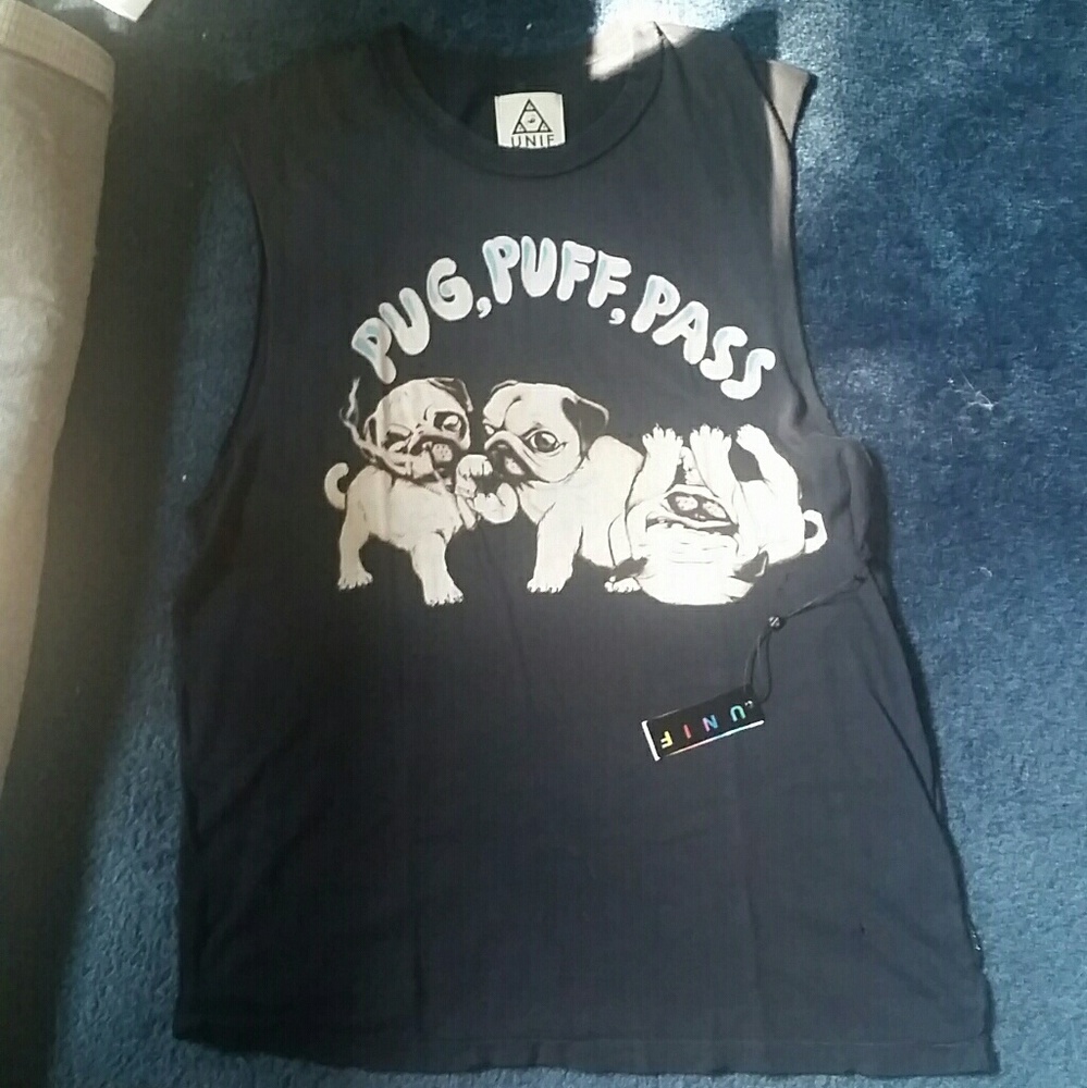 SOLD Unif pug puff pass tank
