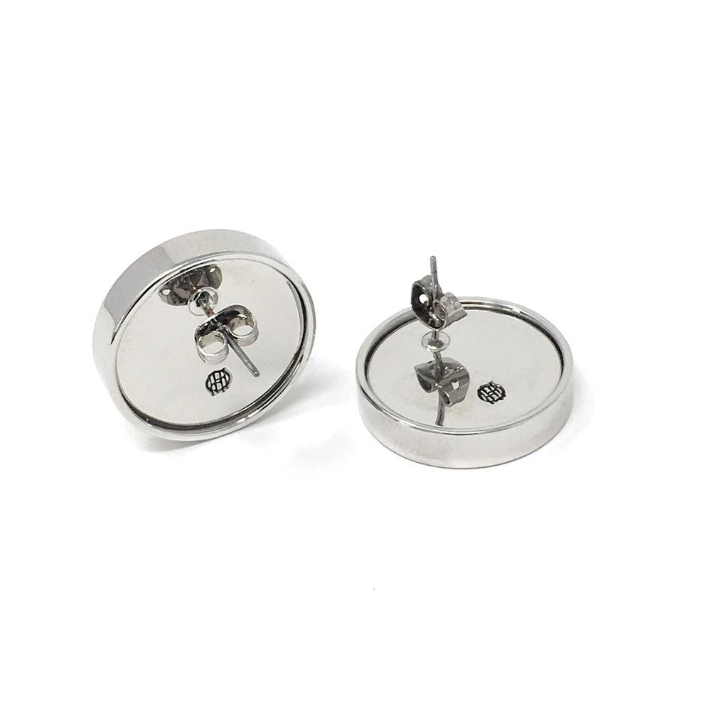 House of Harlow Gray & Pave Sunburst Earrings - Picture 4 of 5