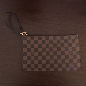 Louis Vuitton Neverfull Damier Pouch Clutch