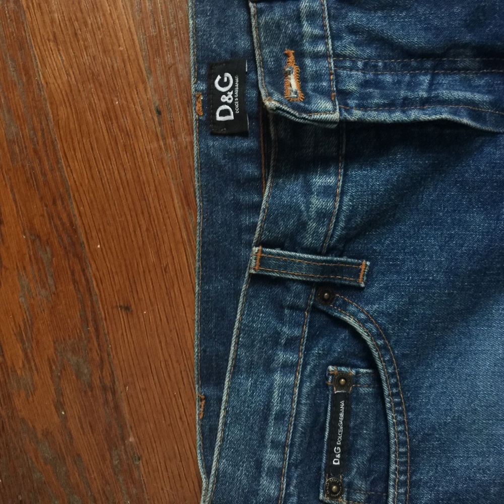 D&G denim skirt - Picture 2 of 2