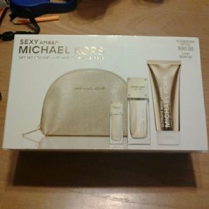 Michael kors kit
