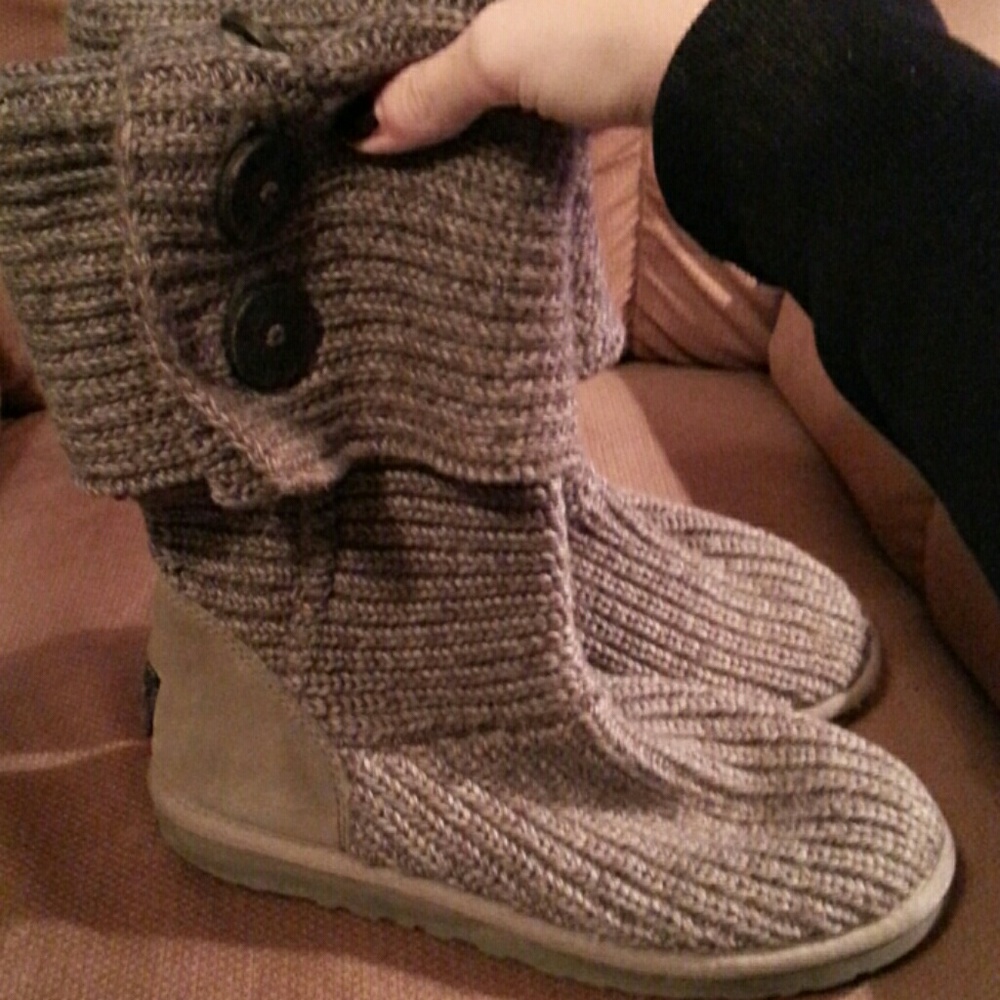 Knit UGGS - Picture 2 of 4