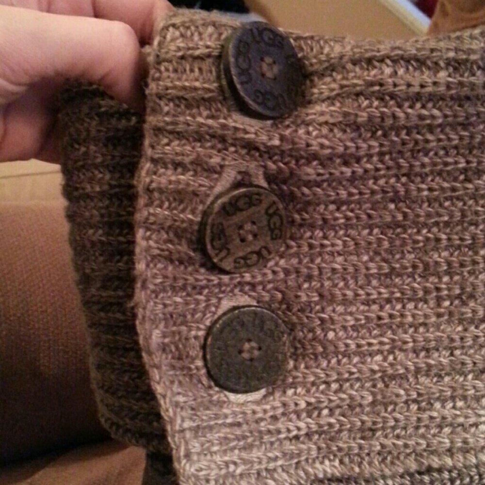 Knit UGGS - Picture 4 of 4