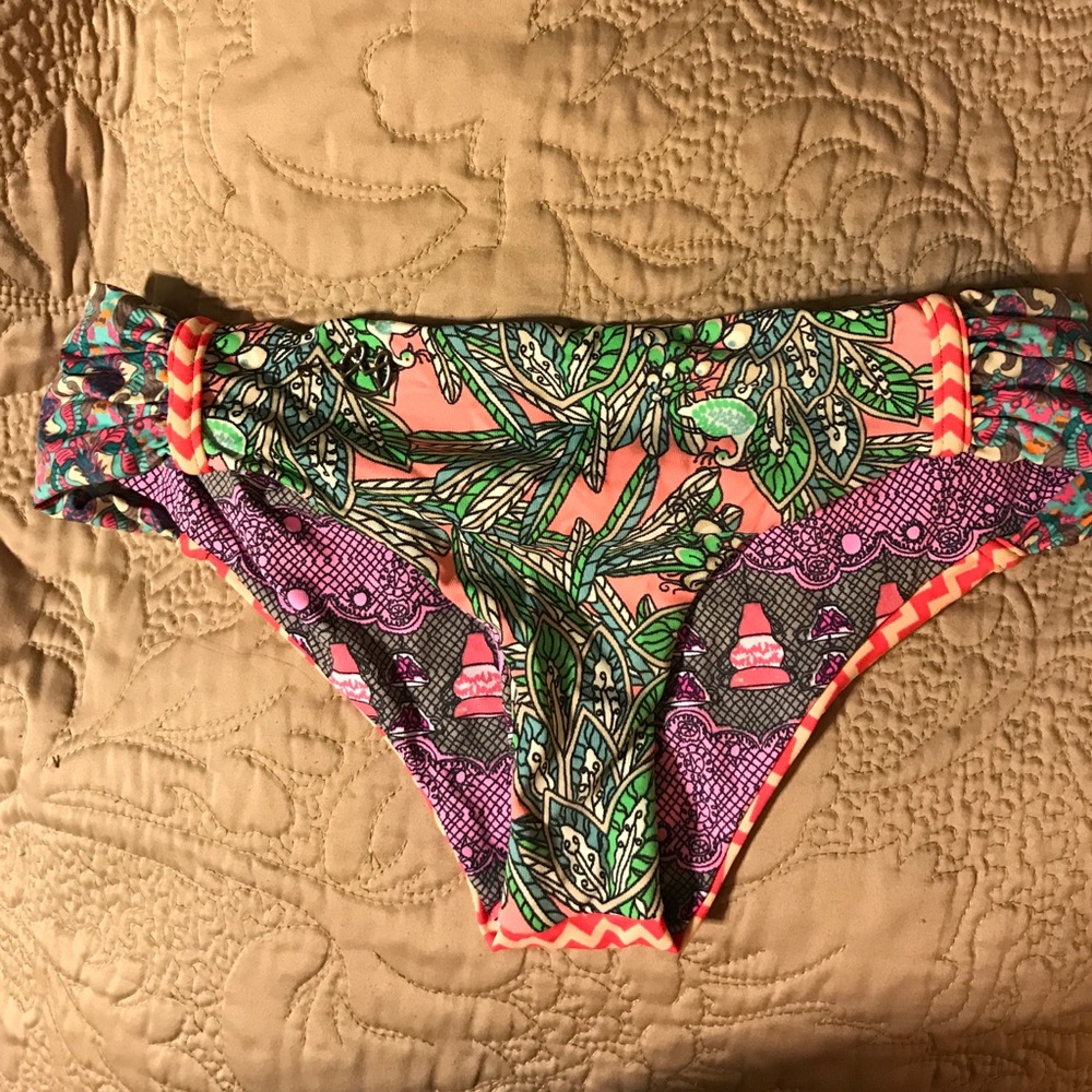 Maaji reversible swim bottoms- packaging still!