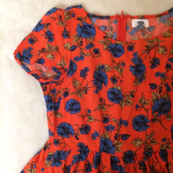 Old Navy Dresses & Skirts - Floral Old Navy Babydoll Dress