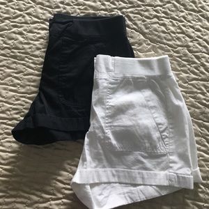 Bundle of Loft size 2 stretch waist shorts