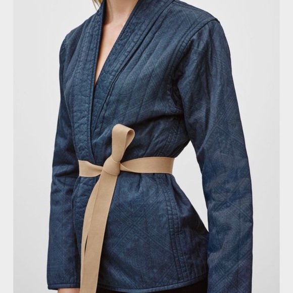 Aritzia Jackets & Blazers - Quilted kimono jacket- Golden by TNA Harmon Jacket
