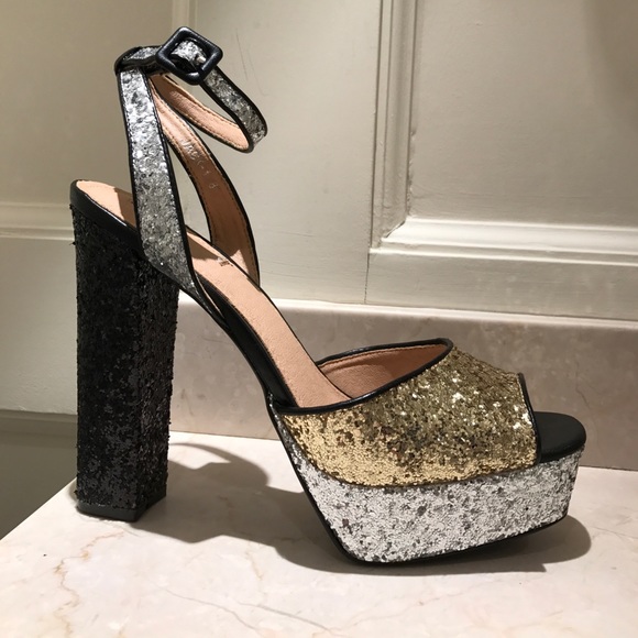 Shoes - New Gitter 3 Tone Platform Sandals Size 8