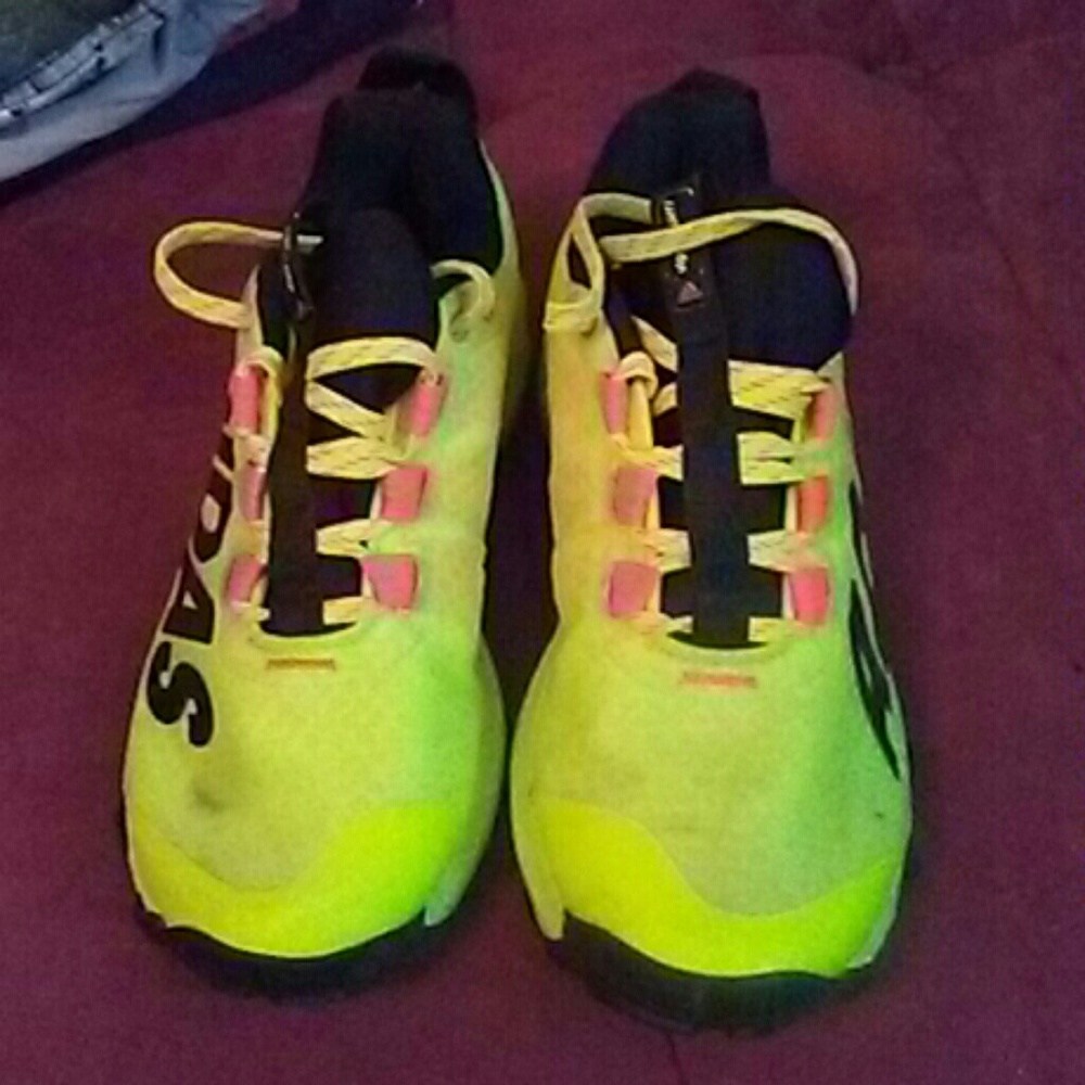 Boys Adidas tennis shoes