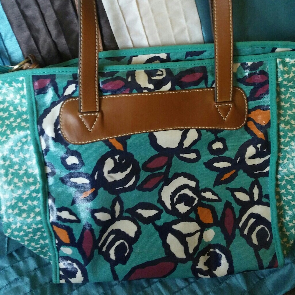LARGE FOSSIL BAG
