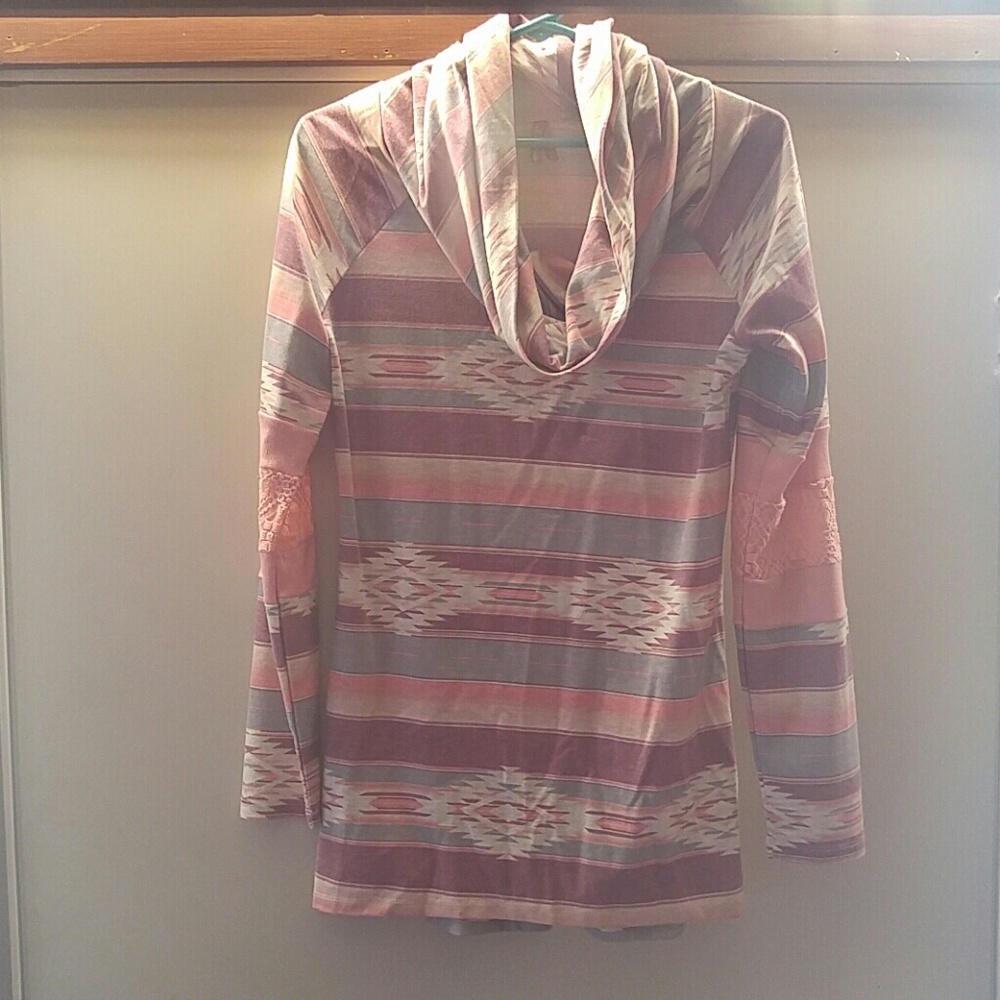 Tribal cowel neck