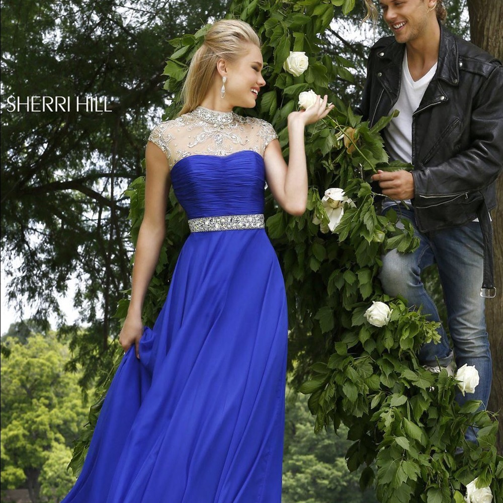 Georgeous Open Back Sherri Hill Prom Dress