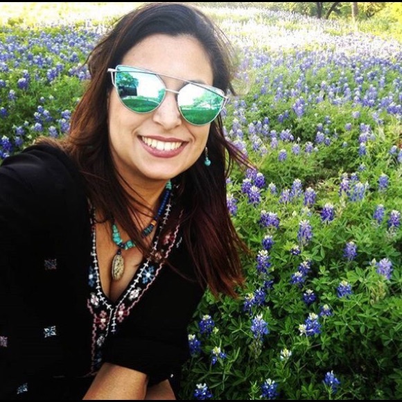 🎉HP🎉6/26/17Sexy Cat Eye Mirrored Sunnies/Green - Picture 3 of 4