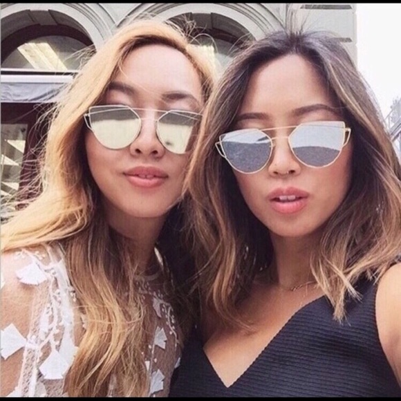 🎉HP🎉6/26/17Sexy Cat Eye Mirrored Sunnies/Green - Picture 4 of 4