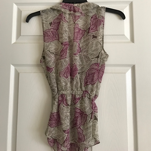 Button down shell - Picture 4 of 4