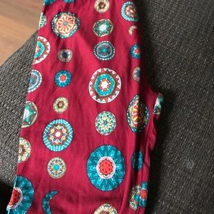 🆕 Lularoe Leggings-OS