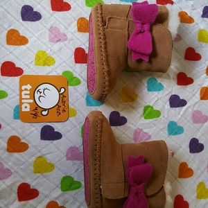 BNWOT Ugg Baby Boots