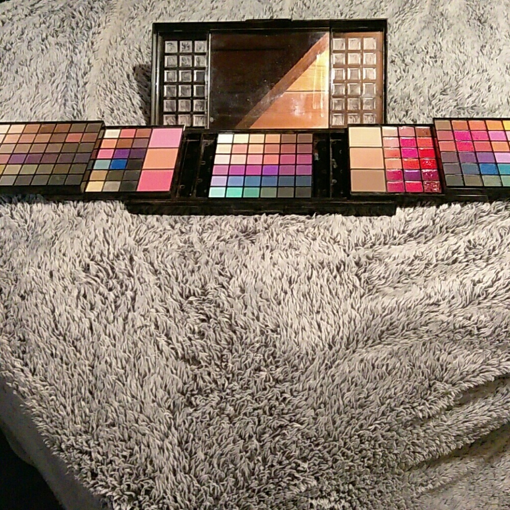 Eyeshadow Collection (Rarley used)